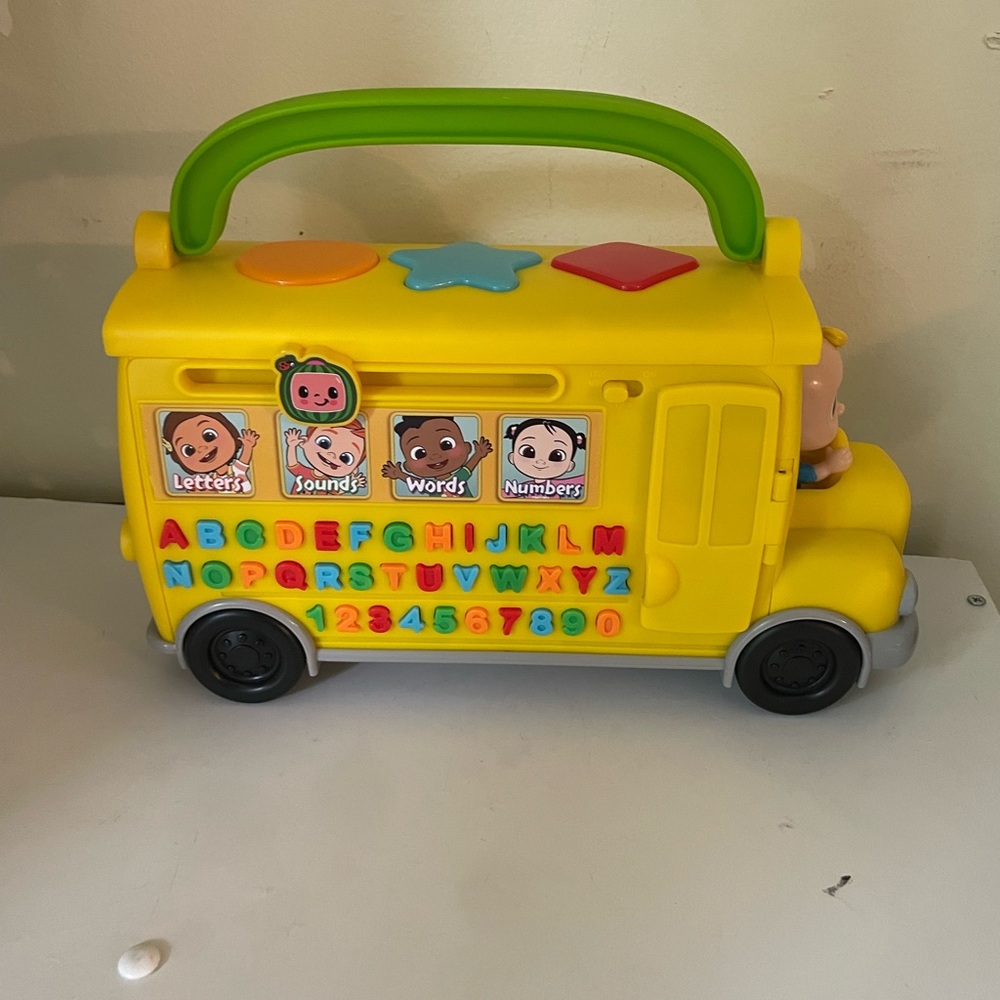 Coco melon bus - Picture 4 of 7